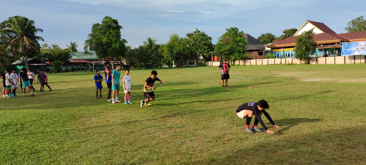 OLAH RAGA SEPAK BOLA